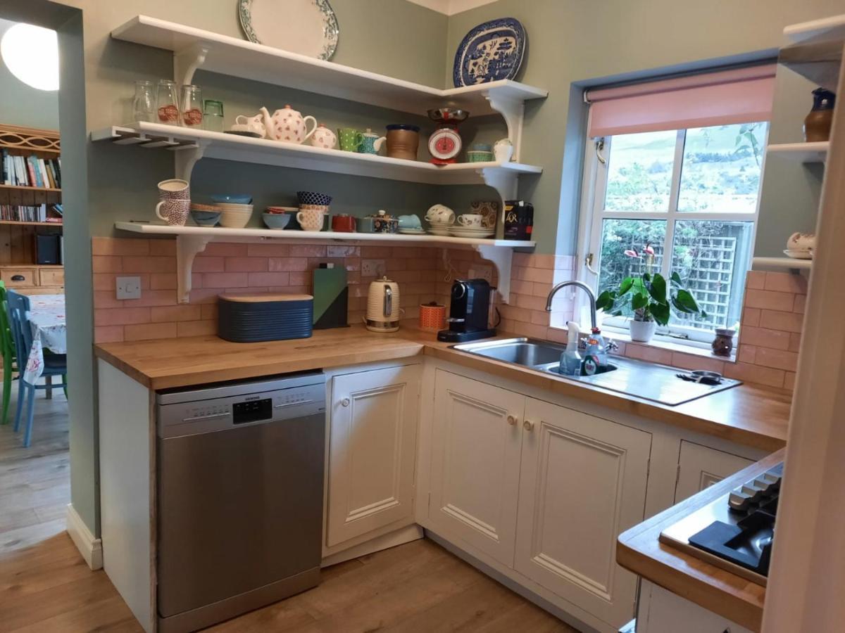 Croagh Patrick Lodge Apartment ウェストポート エクステリア 写真