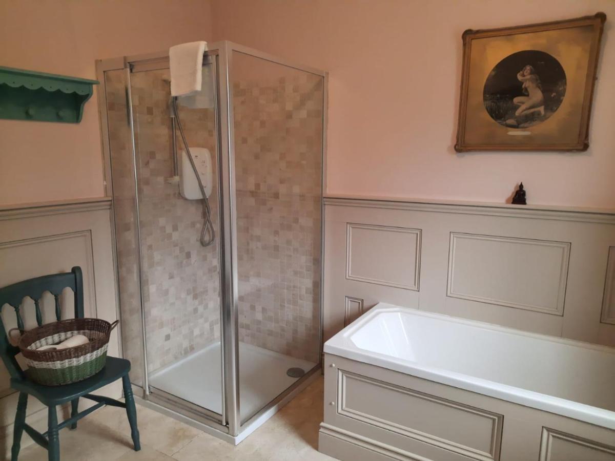 Croagh Patrick Lodge Apartment ウェストポート エクステリア 写真